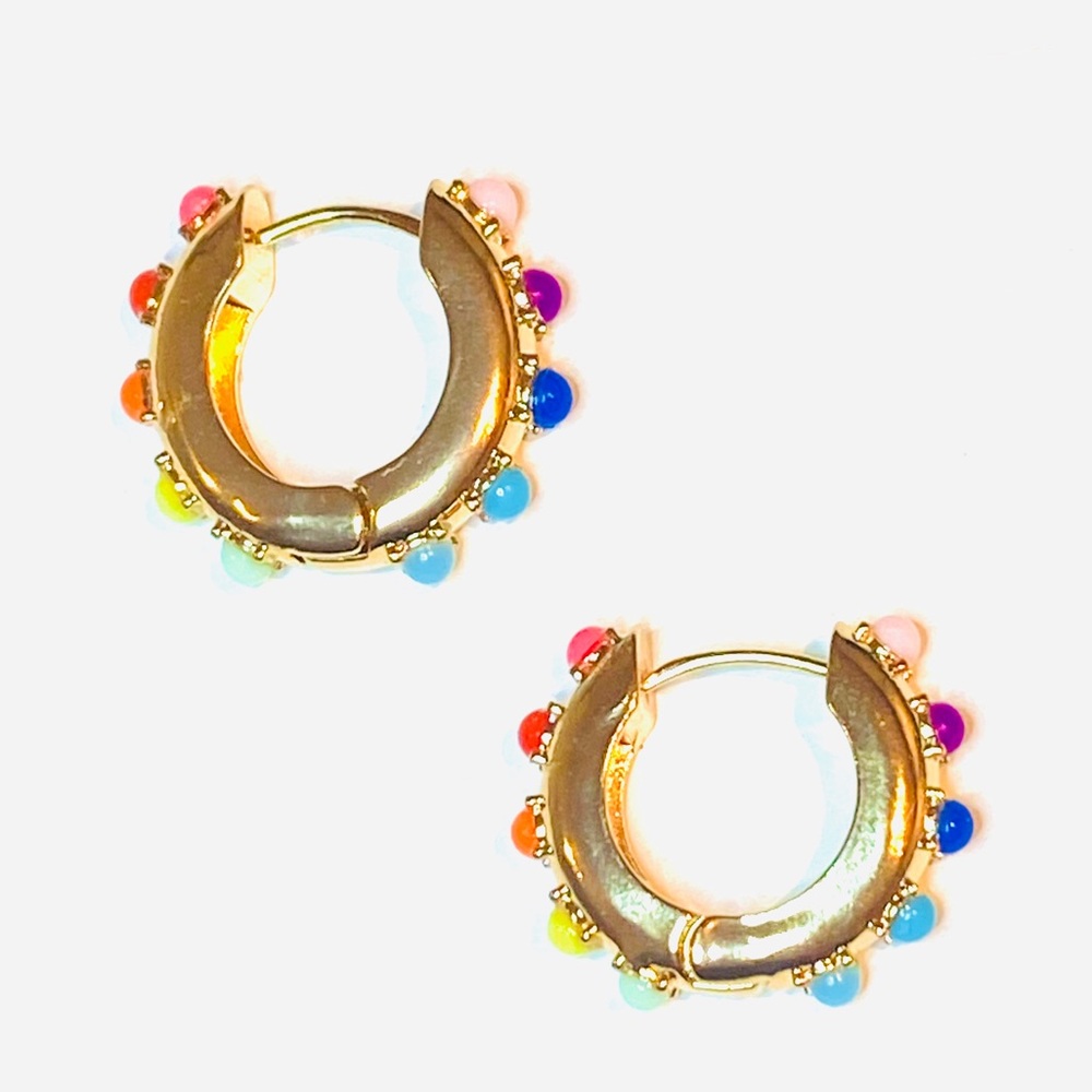 🍒3/$30 New Rainbow Dot Huggie Hoops - Picture 3 of 4